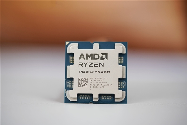 升还是不升 锐龙9950/9800X3D在Win10上更快!超Win11最高18%