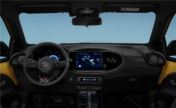 年轻人的第一台敞篷SUV！新款丰田Aygo X官图发布：搭载1.5L电混动力
