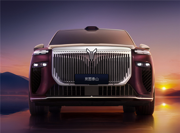 全尺寸旗舰SUV、国产“迈巴赫GLS”！岚图泰山内饰官图公布