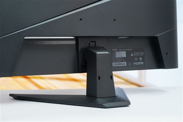 2K/210Hz仅739元！微星MAG 275QF E21显示器图赏