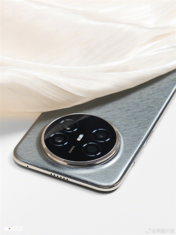 4199元起!华为Mate 70 Air图赏抢先看:金丝银锦配色很抢眼 一眼高端