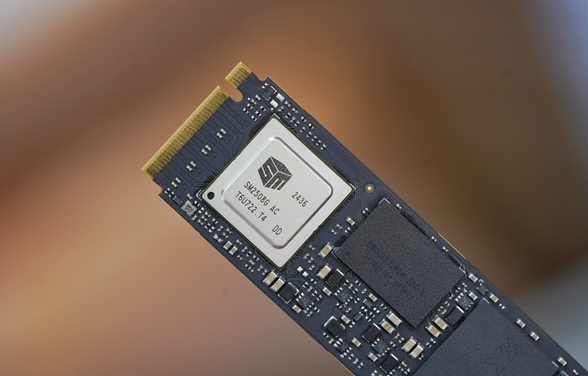 SK海力士推迟HBM4设备下单 明年扩建产线导入量产