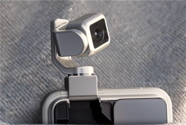 行业首款自带云台的机器人手机!荣耀ROBOT PHONE真机首次亮相