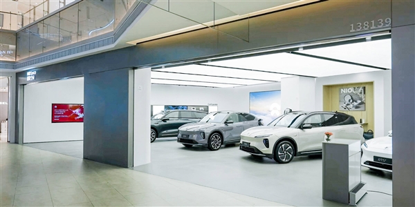 绝杀：蔚来如何挥出“起死回生”的一击