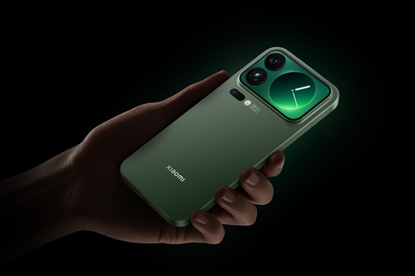 小米卢伟冰：已签2026年内存供应协议 可能通过涨价应对成本上升