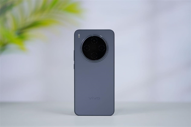 2亿像素的国民小旗舰!vivo Y500 Pro评测:超耐用超给力