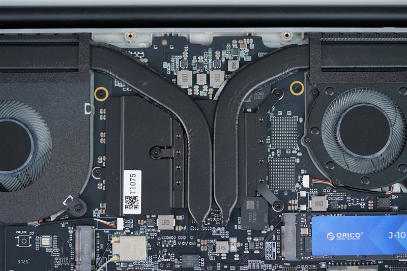 奥睿科Obook超能本评测：外设龙头的跨界作品 设计独特充满品牌特点