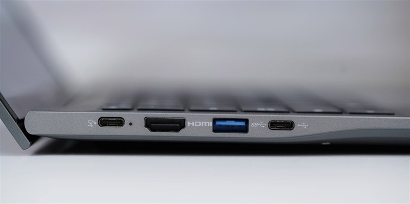 奥睿科Obook超能本评测：外设龙头的跨界作品 设计独特充满品牌特点