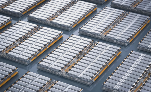 终结电动车冬天成电动爹的难题！上汽全固态电池2027年量产交付