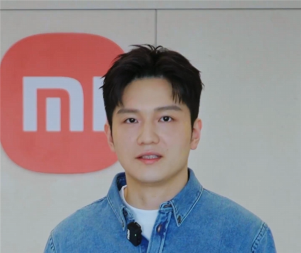 樊振东为REDMI K90系列超级像素屏命名:1:1:1屏