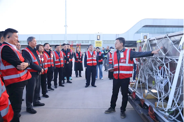 顺丰空运三元锂电池：实时监测12项核心数据 风险毫秒级预警