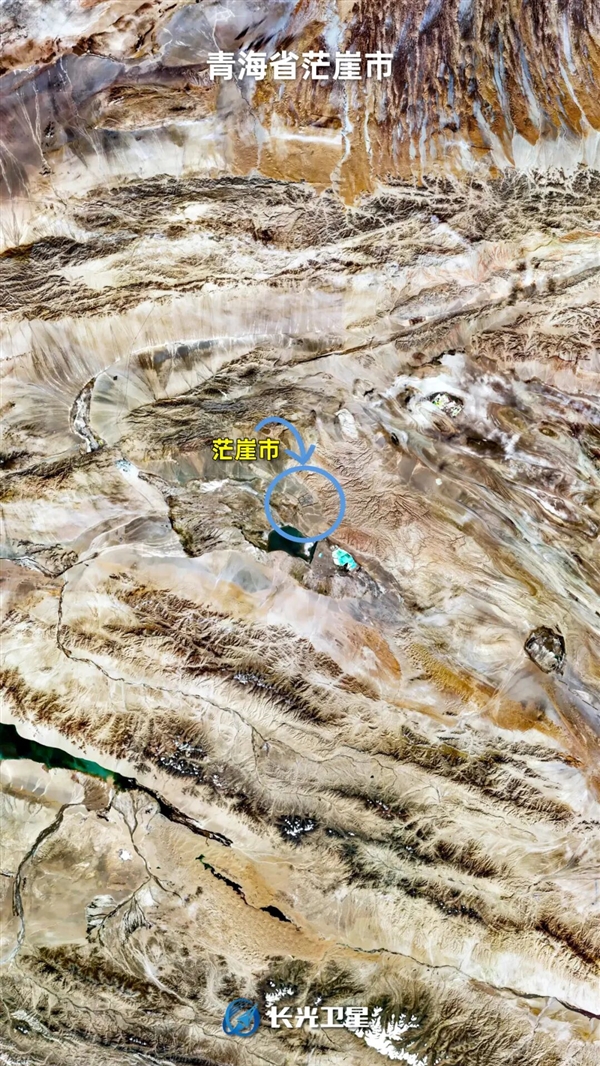 卫星看中国最孤独的城市：方圆200公里就它自己