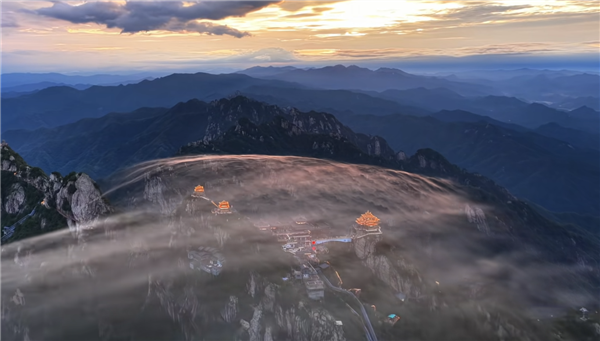 形成条件极为苛刻 老君山再现“灵气护罩”奇景