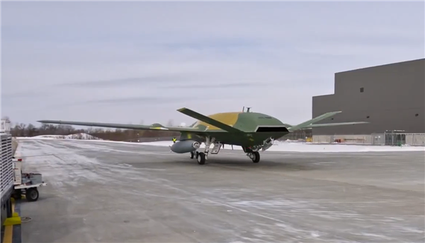 7年过去了 波音“黄貂鱼”无人加油机完成首次测试：但没飞起来