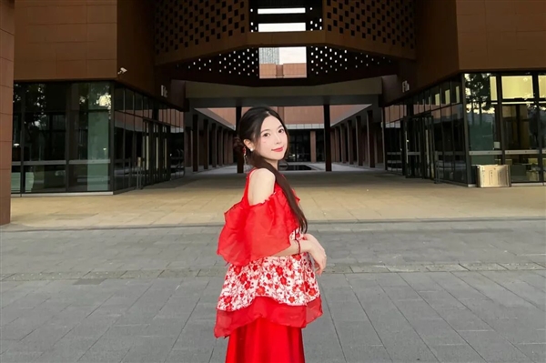 上午在广州 下午在越南：留学生的高铁归家记