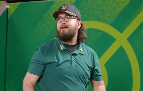 电竞冠军因庆祝动作被判负！玩家抗议：裁判才该开除