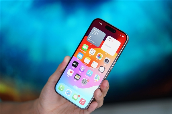 苹果突然官宣降价1000元 iPhone 17系列4000多买到:这让安卓涨价陷被动